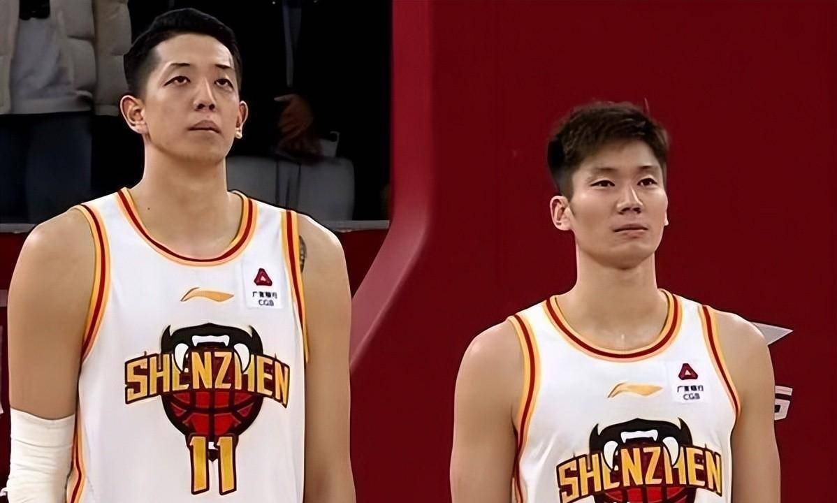 深圳男篮实现追赶，喜获关键胜利锁定前四的简单介绍