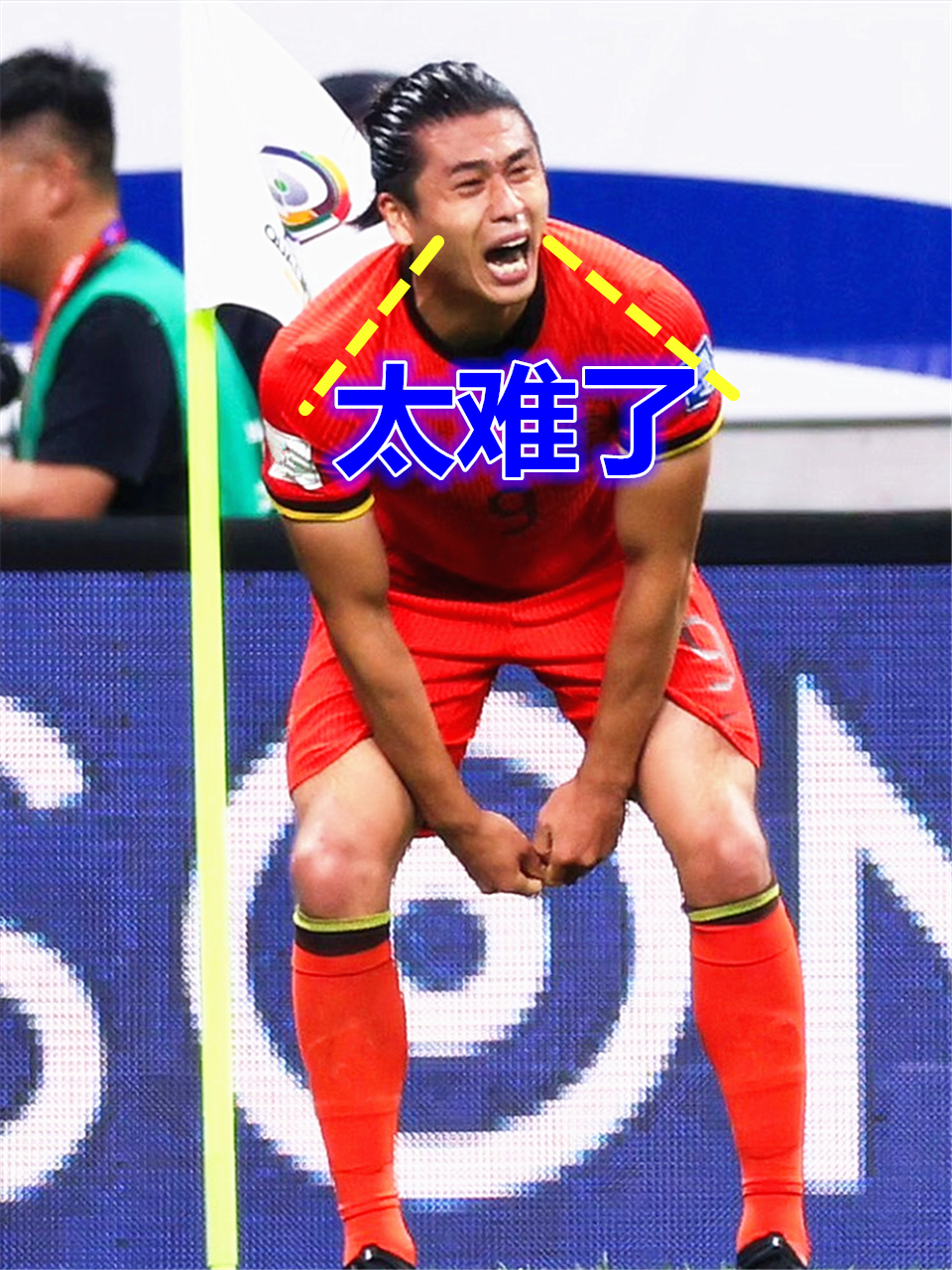 关于东亚杯-张玉宁失单刀国足0-2不敌日本遭两连败的信息